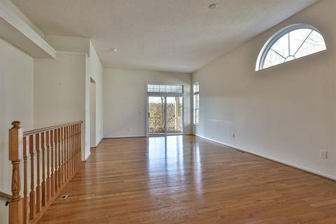 5715 High Tree Dr, Cincinnati, OH 45247 photo 5