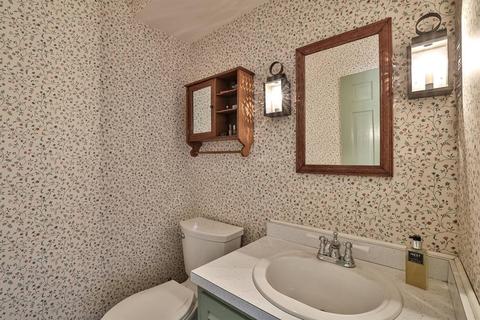 10347 Lochcrest Dr, Cincinnati, OH 45231 photo 28