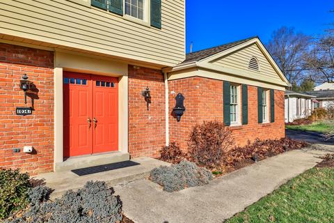 10347 Lochcrest Dr, Cincinnati, OH 45231 photo 3