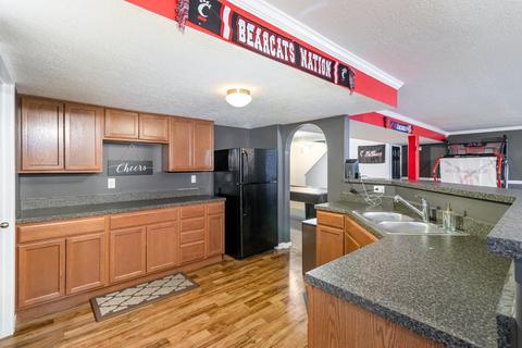 1939 Chase Ave, Cincinnati, OH 45223 photo 14