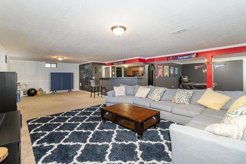 1939 Chase Ave, Cincinnati, OH 45223 photo 13