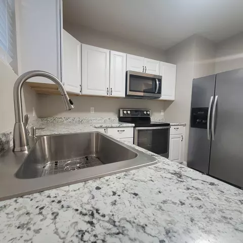 43 Ehrman Ave, Cincinnati, OH 45220 photo 8