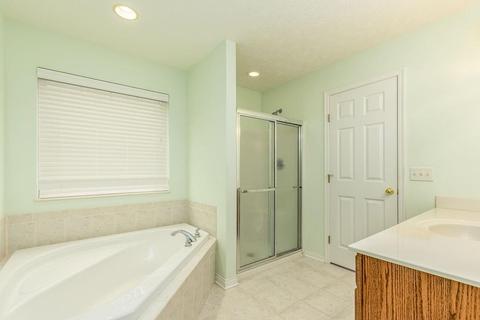 3005 Limestone Cir, Cincinnati, OH 45239 photo 14
