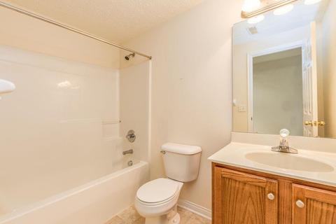 3005 Limestone Cir, Cincinnati, OH 45239 photo 23