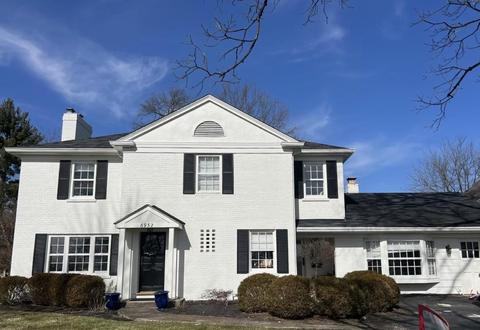 6932 Miami Bluff Dr, Mariemont, OH 45227 photo 1