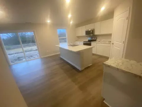 5009 Lakeview Dr, Morrow, OH 45152 photo 6