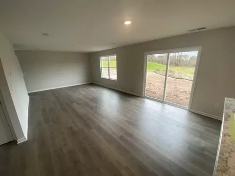 5013 Lakeview Dr, Morrow, OH 45152 photo 9