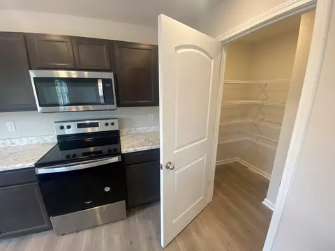 5013 Lakeview Dr, Morrow, OH 45152 photo 8