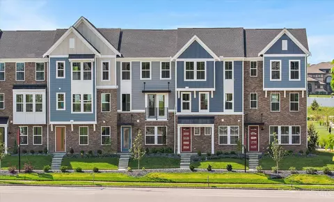 7432 Durham Pl, West Chester, OH 45069
