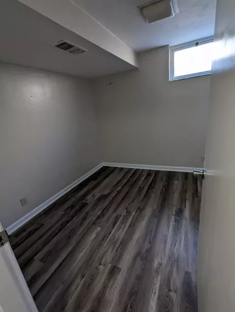 8688 Balboa Dr, Cincinnati, OH 45231 photo 17