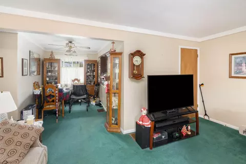 1190 Madeleine Cir, Cincinnati, OH 45231 photo 3