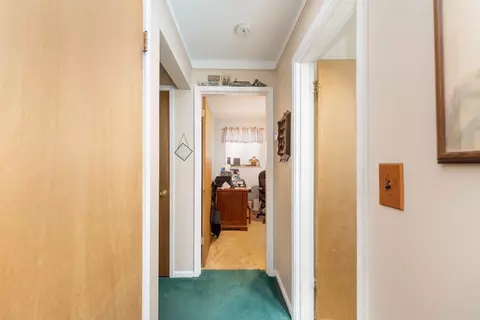 1190 Madeleine Cir, Cincinnati, OH 45231 photo 8