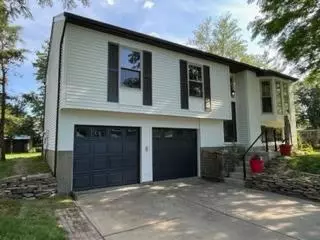 7953 Bearcreek Dr, Cincinnati, OH 45249 photo 3