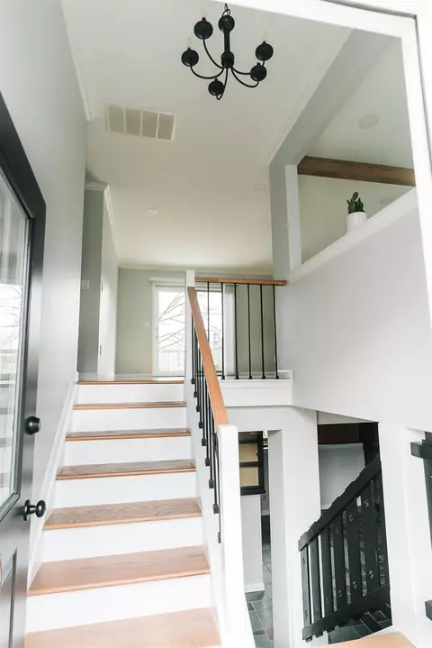7953 Bearcreek Dr, Cincinnati, OH 45249 photo 5