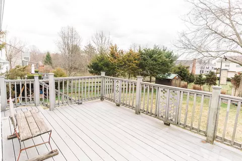 7953 Bearcreek Dr, Cincinnati, OH 45249 photo 9