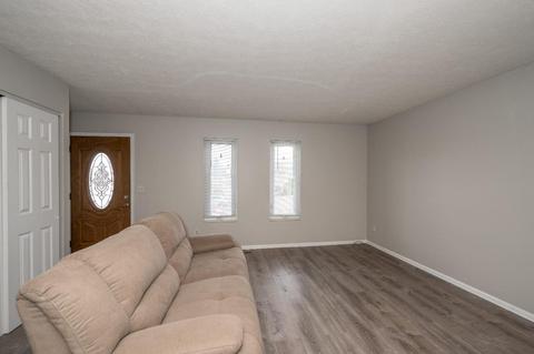 5472 Dengail Dr, Cincinnati, OH 45238 photo 8