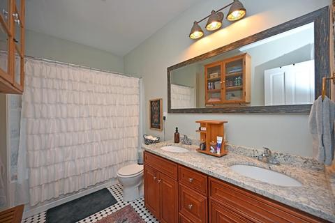 835 Mitchell Ave, Cincinnati, OH 45229 photo 27