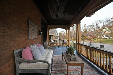 835 Mitchell Ave, Cincinnati, OH 45229 photo 4