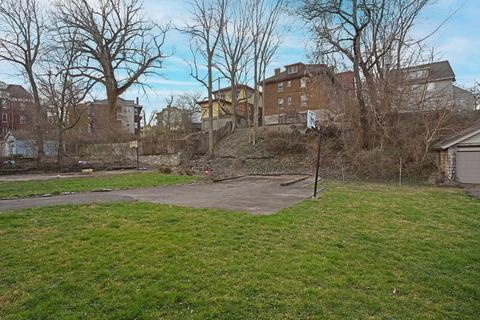 835 Mitchell Ave, Cincinnati, OH 45229 photo 40
