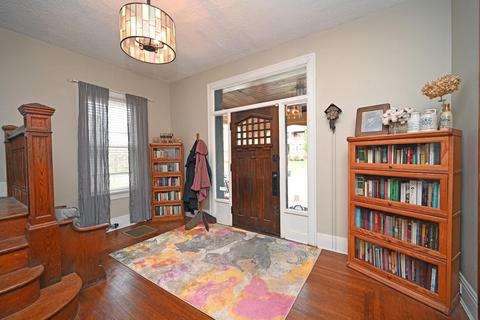 835 Mitchell Ave, Cincinnati, OH 45229 photo 6