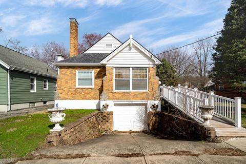 6930 Bramble Ave, Cincinnati, OH 45227 photo 2