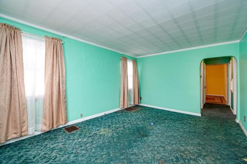 6930 Bramble Ave, Cincinnati, OH 45227 photo 8
