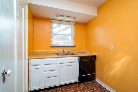 6930 Bramble Ave, Cincinnati, OH 45227 photo 14