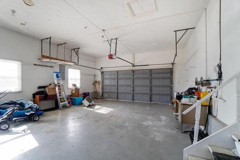 2644 Cyclorama Dr, Cincinnati, OH 45211 photo 31