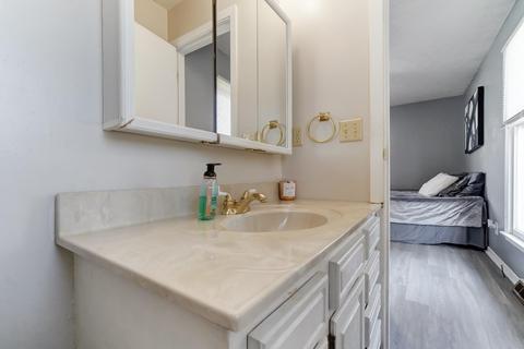 2644 Cyclorama Dr, Cincinnati, OH 45211 photo 21