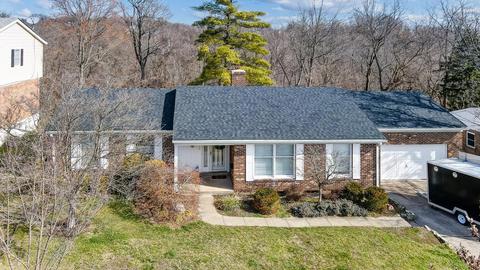 2644 Cyclorama Dr, Cincinnati, OH 45211 photo 2