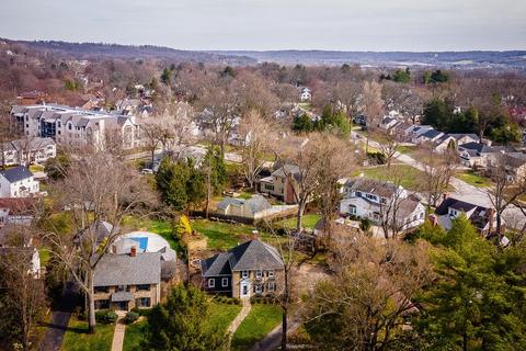 6 Denny Pl, Mariemont, OH 45227 photo 2