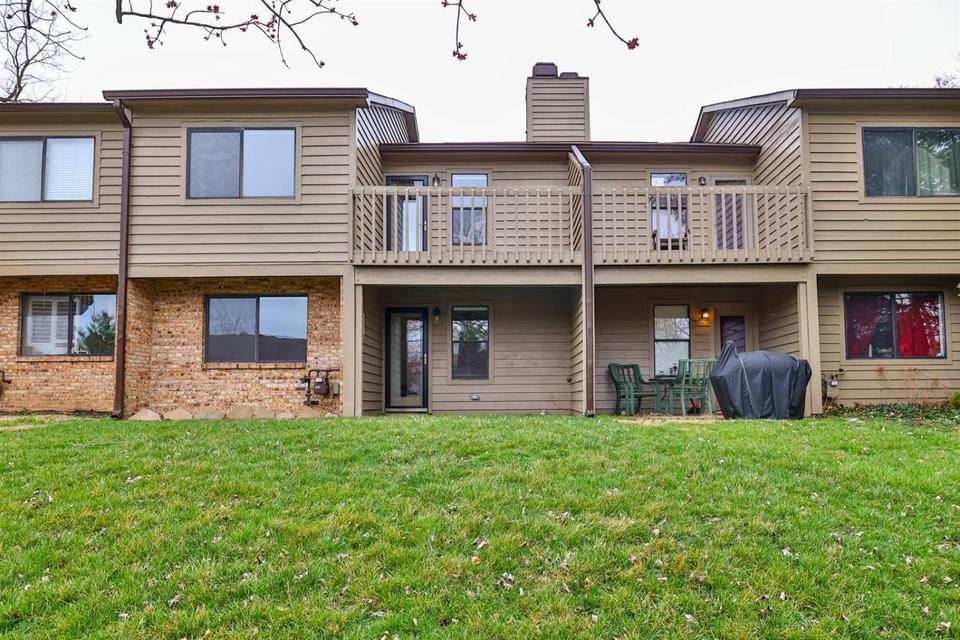  40 Rolling Hills Dr, Wyoming, OH 45215 photo 33