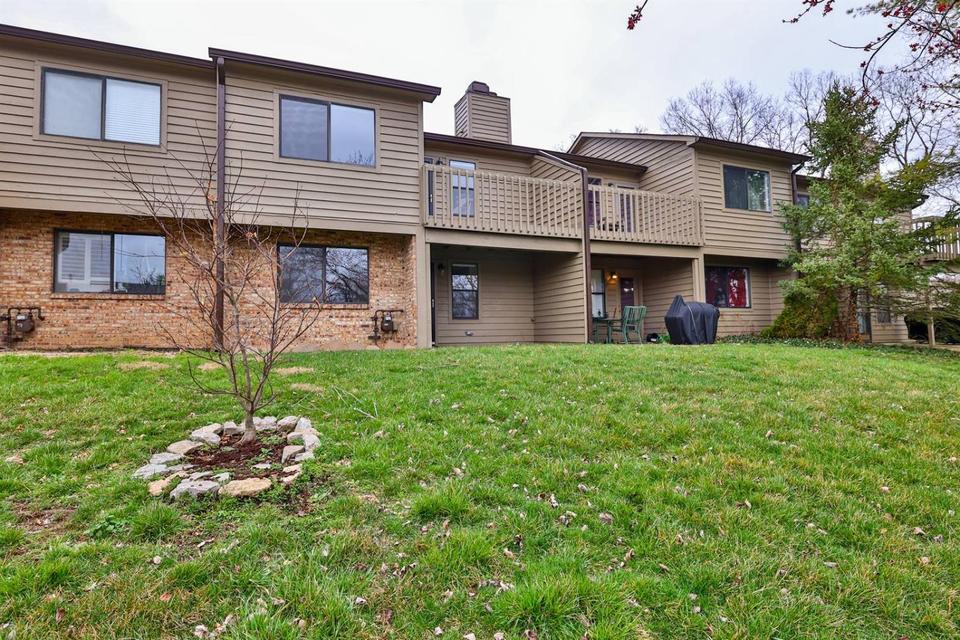  40 Rolling Hills Dr, Wyoming, OH 45215 photo 32