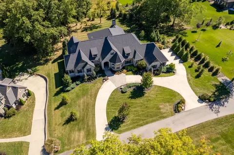 7886 Ayers Rd, Cincinnati, OH 45255 photo 48