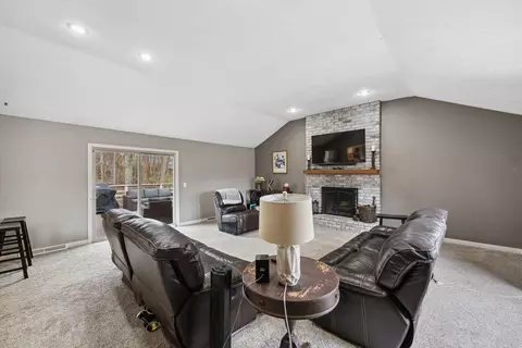 7137 Royalgreen Dr, Cincinnati, OH 45244 photo 22