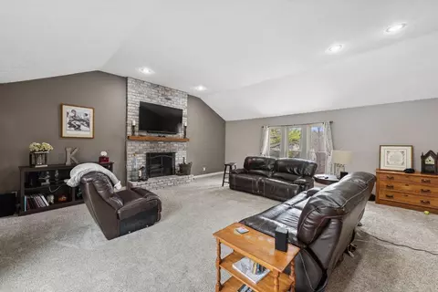 7137 Royalgreen Dr, Cincinnati, OH 45244 photo 21