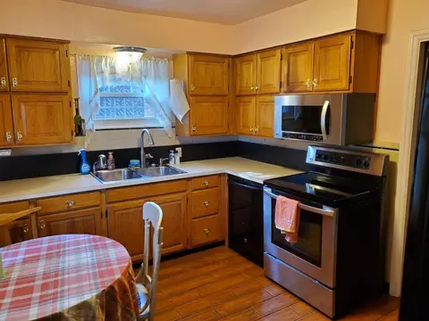 1737 Madison Ave, Mount Healthy, OH 45231 photo 4