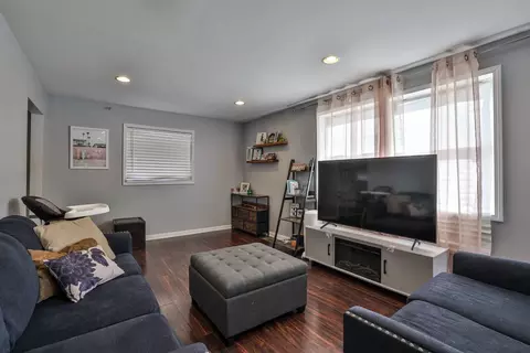 8647 Neptune Dr, Cincinnati, OH 45231 photo 4
