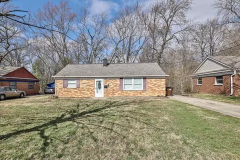 8647 Neptune Dr, Cincinnati, OH 45231 photo 1