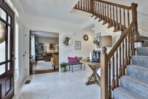 8905 Appleseed Dr, Cincinnati, OH 45249 photo 4