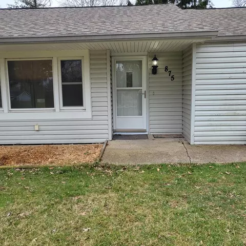 875 Hawthorne Dr, Cincinnati, OH 45245 photo 2