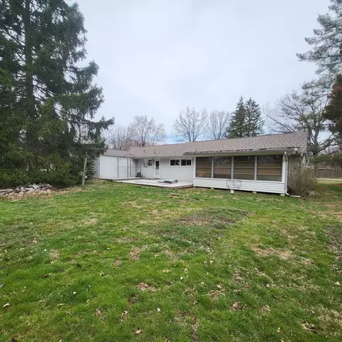875 Hawthorne Dr, Cincinnati, OH 45245 photo 16