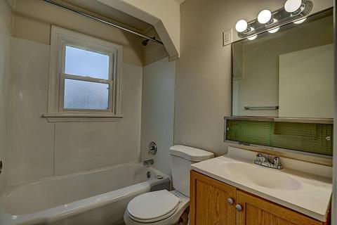 1902 Ashbrook Dr, Cincinnati, OH 45238 photo 13