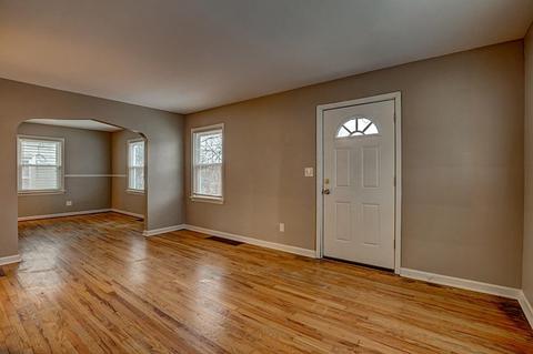 1902 Ashbrook Dr, Cincinnati, OH 45238 photo 5