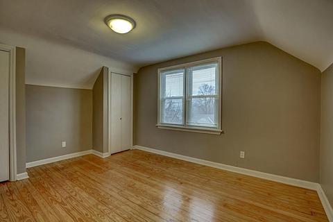 1902 Ashbrook Dr, Cincinnati, OH 45238 photo 9
