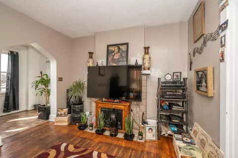 4112 Eighth St, Cincinnati, OH 45205 photo 6