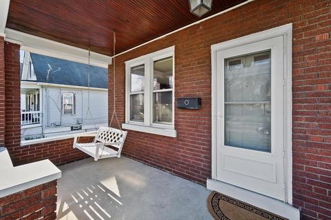 5735 Adelphi St, Cincinnati, OH 45227 photo 2