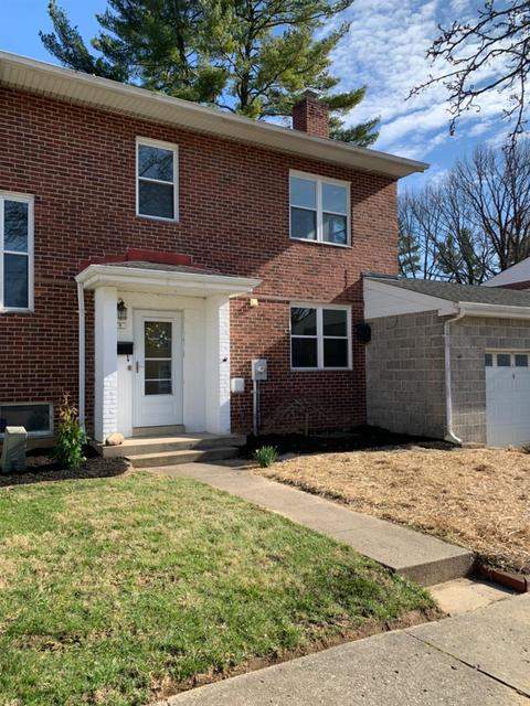 9 Brompton Ln, Greenhills, OH 45218 photo 1