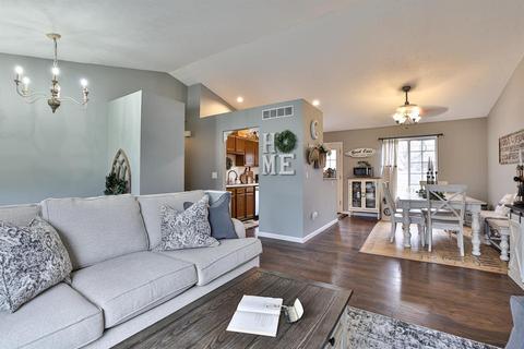 978 Smiley Ave, Forest Park, OH 45240 photo 6