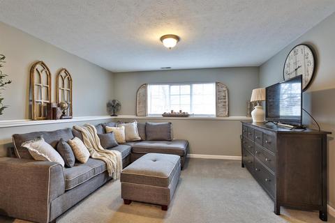 978 Smiley Ave, Forest Park, OH 45240 photo 8